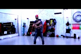 Timon Poi Juggling
