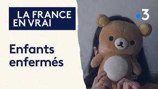 Enfants enferms : l'histoire de ces mineurs placs en centre de rtention administrative