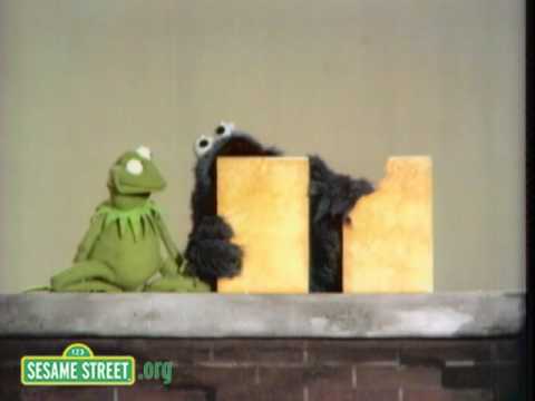 Sesame Street: Same Different With Kermit and Cookie