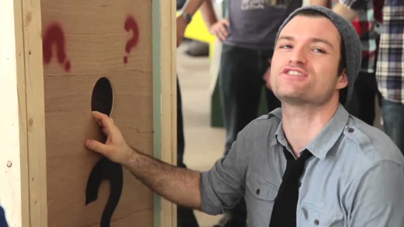 Hardly Working: Mystery Box (with Jaleel