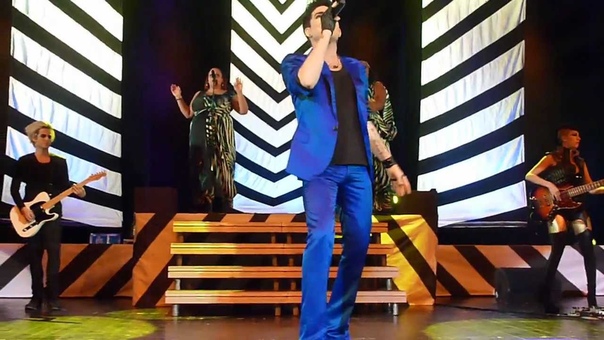 Adam Lambert IIHY, Naked Love, Moscow 16, 3,