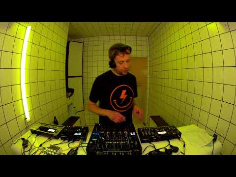 Mechatronica Ben Pest ( LIVE), HÖ R Sep 23,