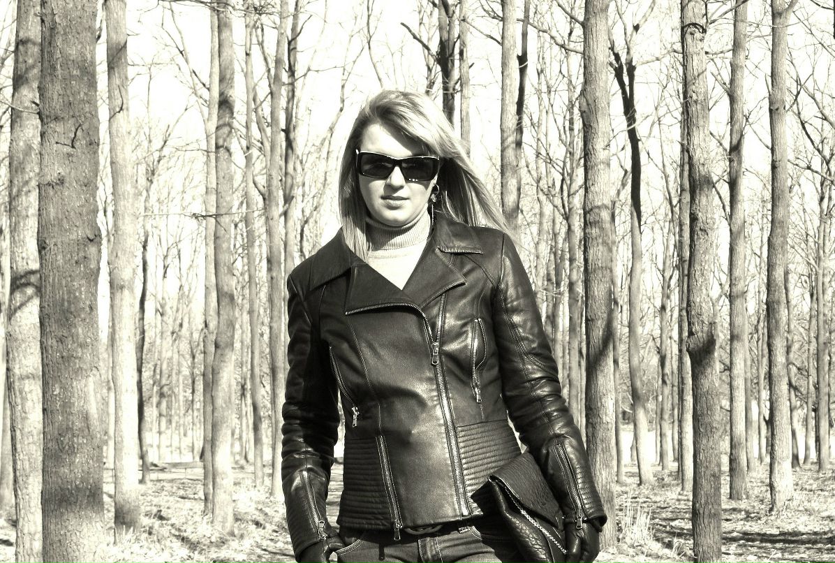 Юлия Дженевиз | 