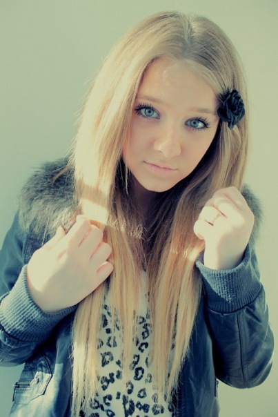 №4, Анна Панова №4, Анна Панова