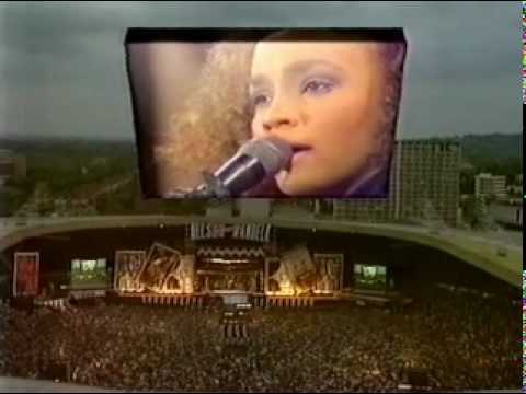 Whitney Houston *Fans,WELCOME!!!=)* | Newark