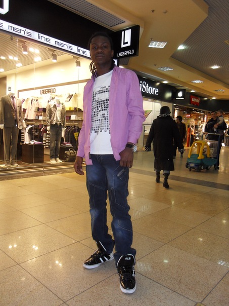 №25, Olushola Ogwu, Харьков №25, Olushola Ogwu, Харьков