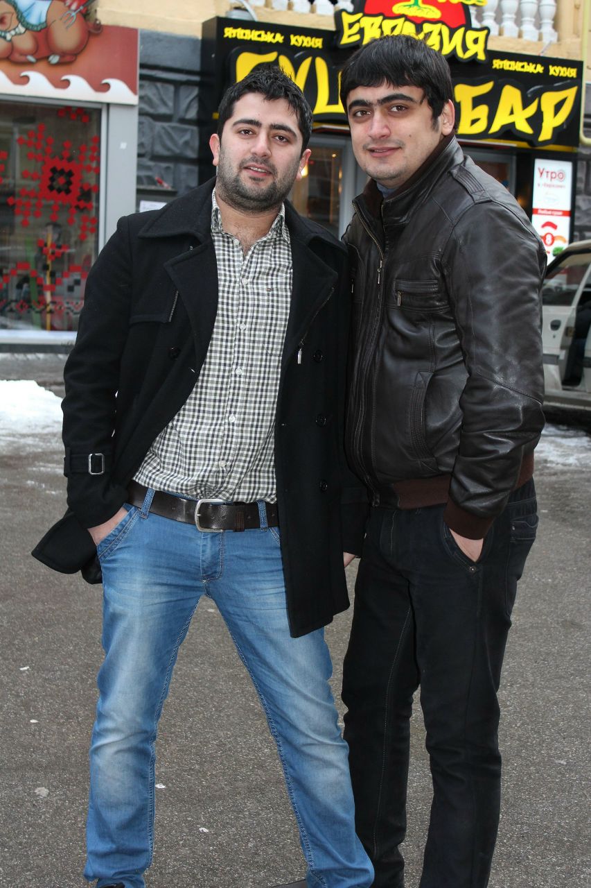 Elnur Uroloq | Баку