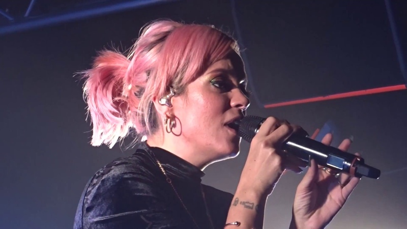 Lily Allen Fuck you Live Knust, Hamburg 04,