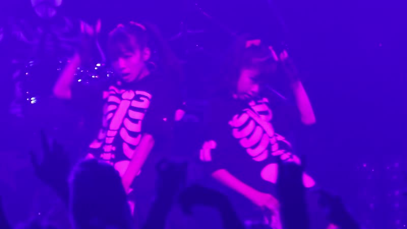 5. BABYMETAL Onedari Daisakusen ( LEGEND