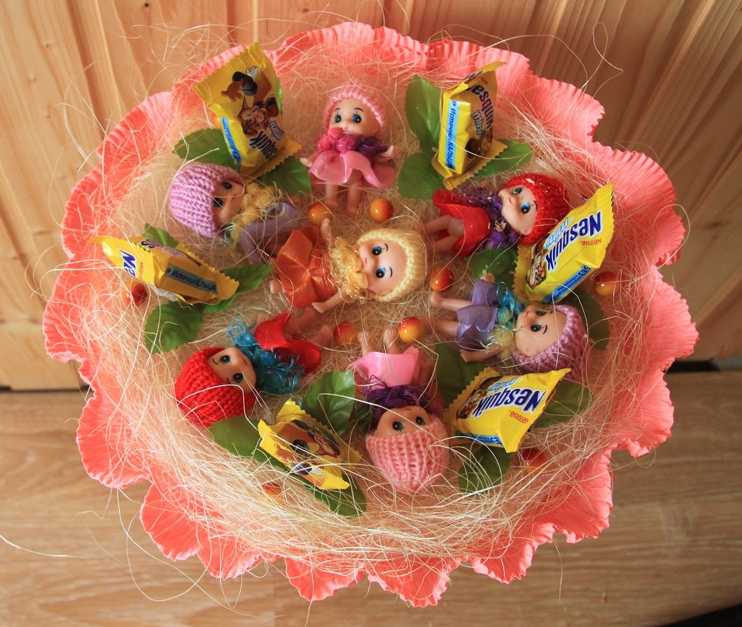 Букет из конфет для девочки 10 лет на день рождения своими руками Букет из конфет для девочки 10 лет на день рождения своими руками