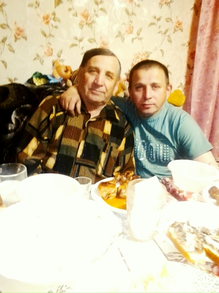 Костылева Александра Васильевича поздравляю с днём пограничника!!