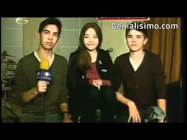 Los Vazquez Sounds entrevista con Adela Micha ( Cover Rolling in the