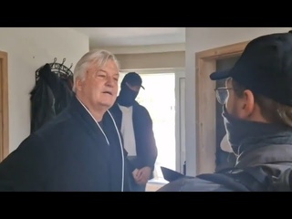 Der Umzugsservice Nancy Faeser hat unsere Technik und Brombel zurck in die Redaktion gebracht.