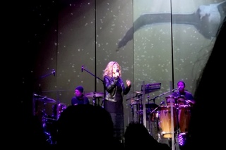 03 We are the Flyers. Lara fabian .Camouflage World Tour. Pasadena C. C. Feb-11-2018